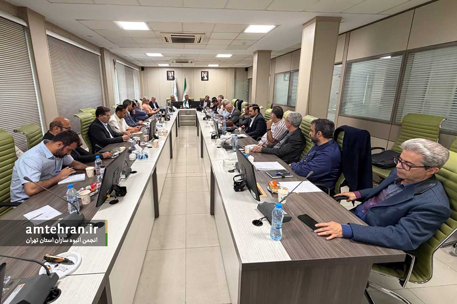 نشست کمیته نهضت ملی مسکن