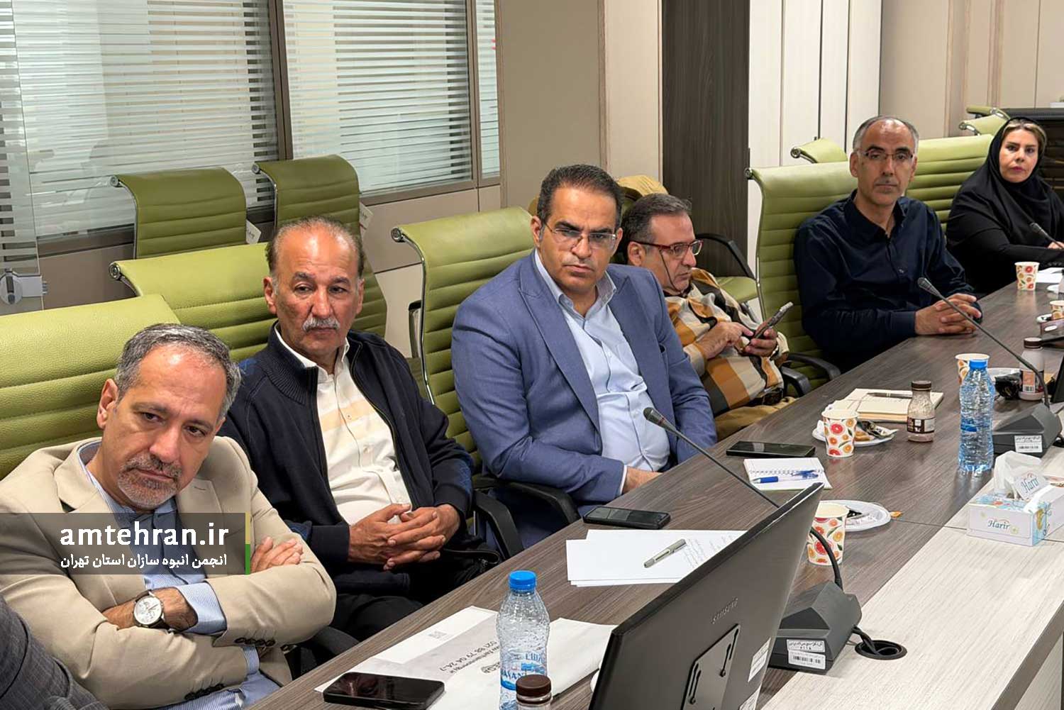 نشست بررسی نهضت ملی مسکن