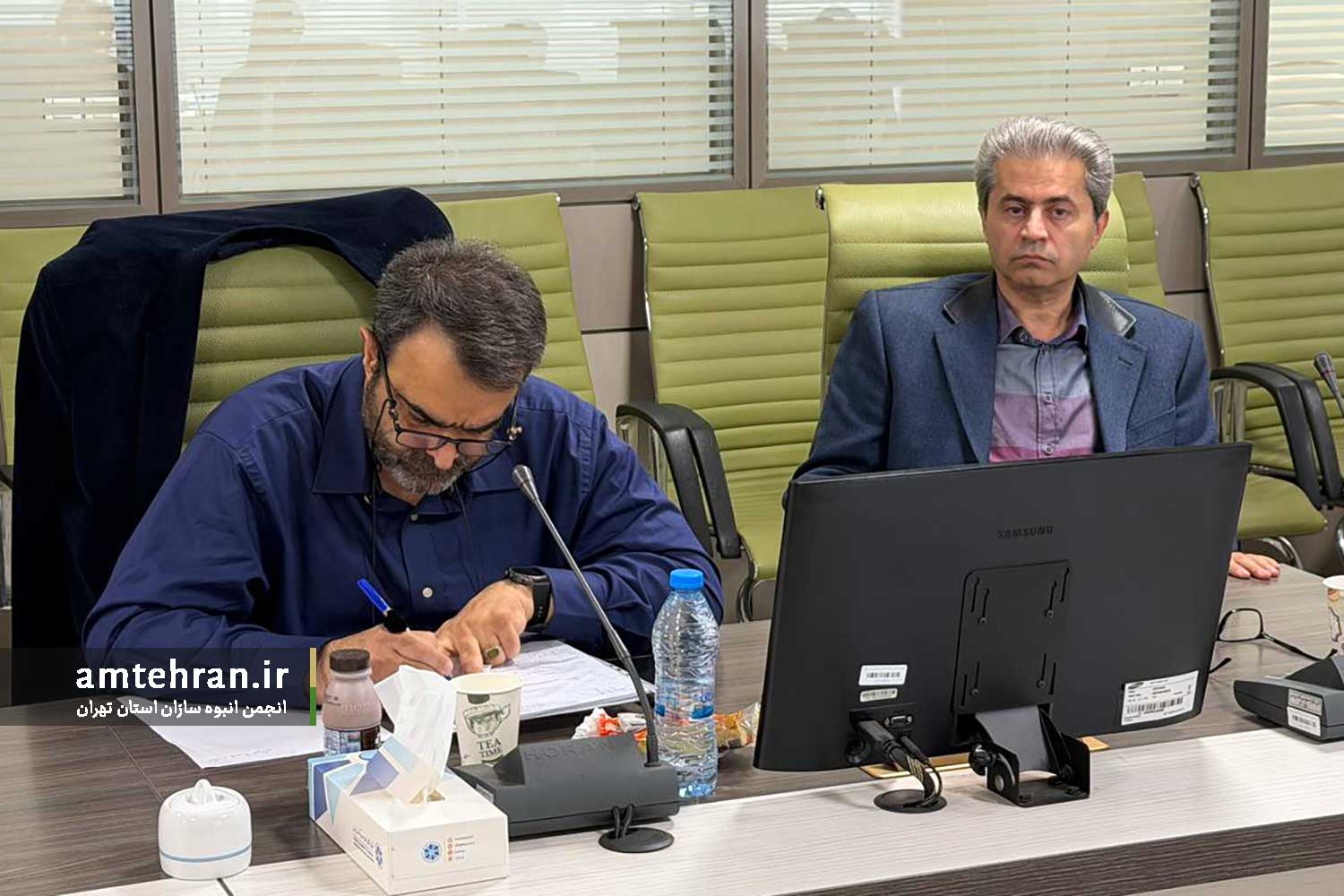 نشست بررسی نهضت ملی مسکن