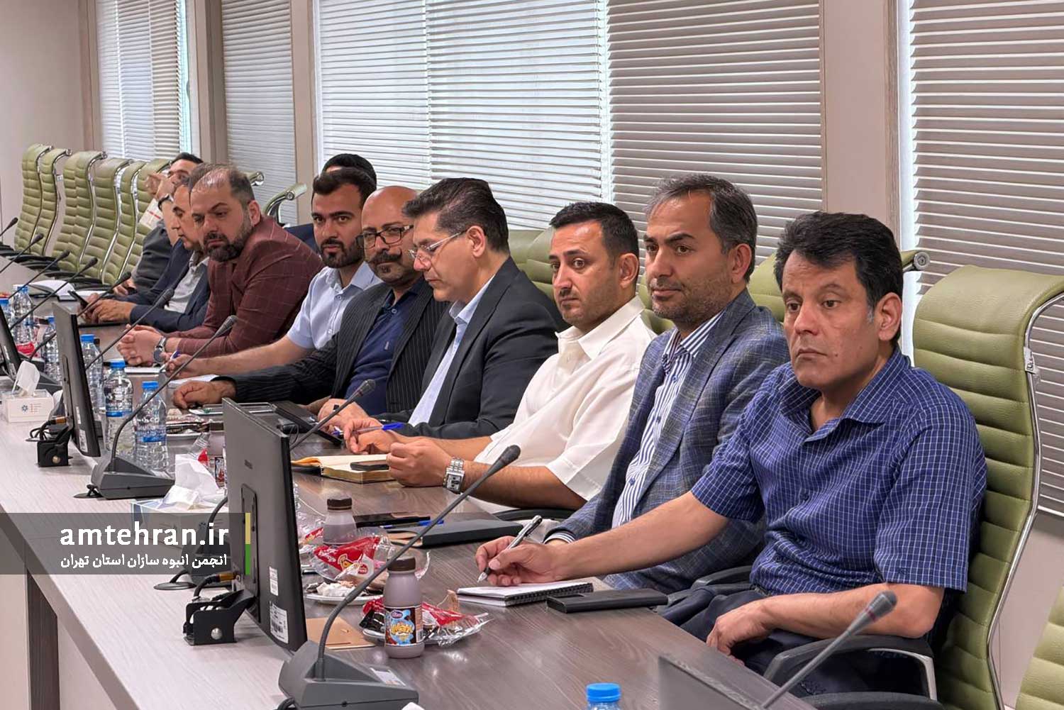 نشست بررسی نهضت ملی مسکن