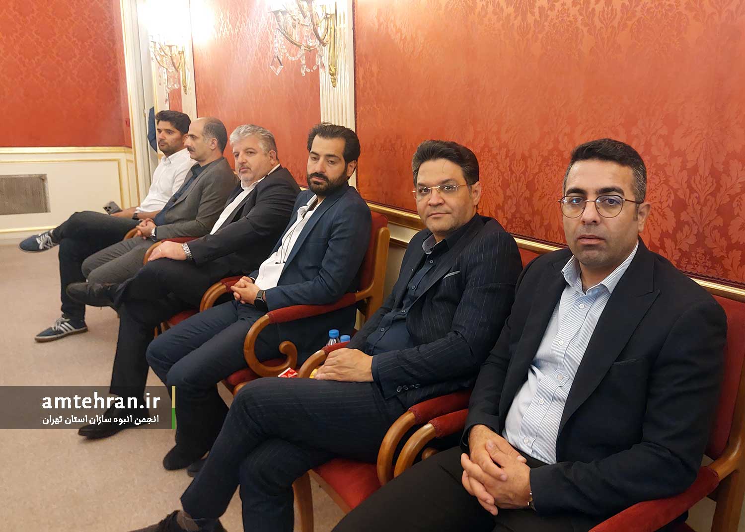 نشست با وزیر میراث
