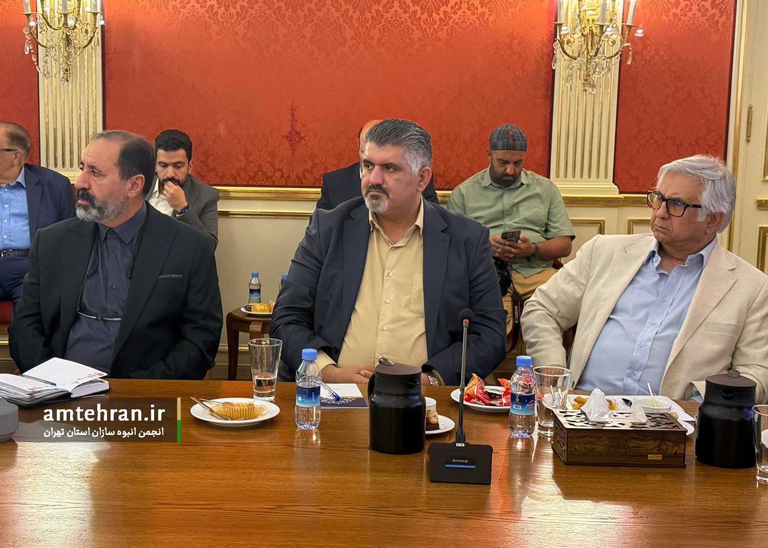 نشست با وزیر میراث