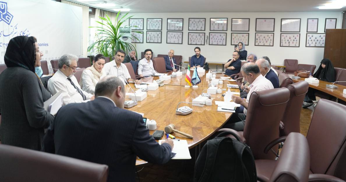 نشست اموزشی