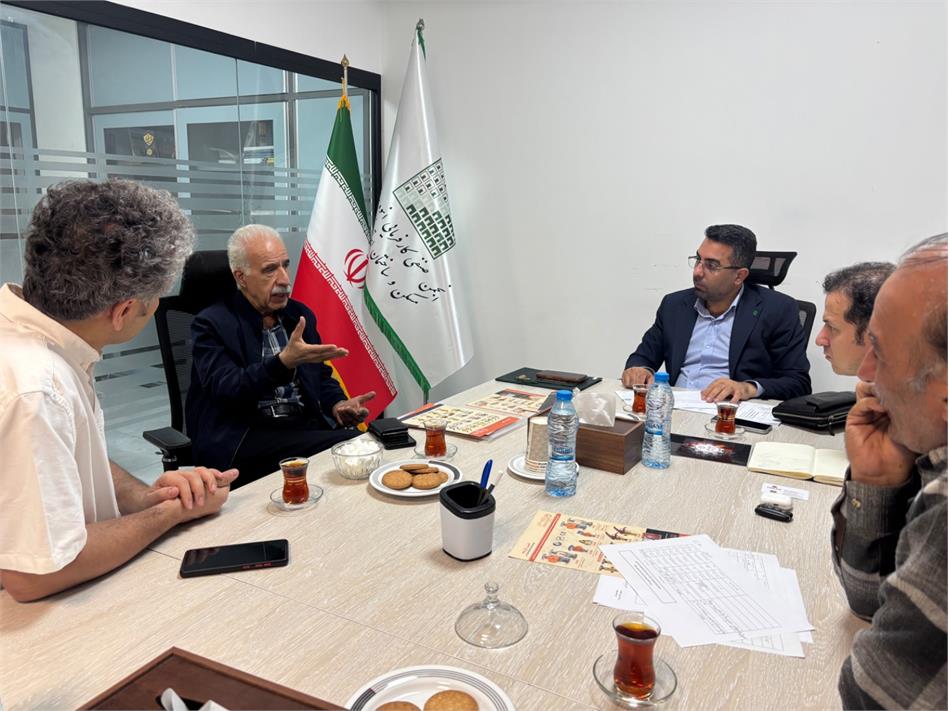 دیدار و گفت‌وگوی دبیر انجمن با تأمین‌کنندگان مصالح ساختمانی و فعالان حوزه فناوری صنعت ساختمان