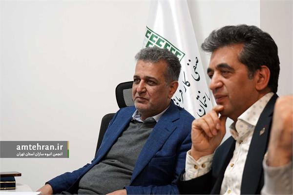 تجلیل از دکتر آدینه شورای عالی تشکل ها
