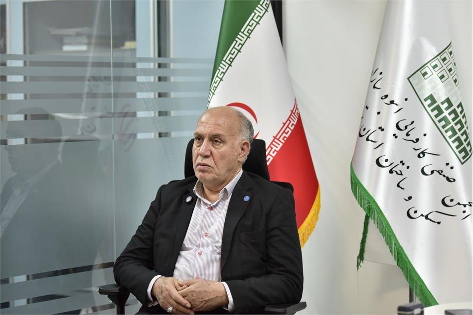 افزایش ریسک ساخت و ساز در کشور/ صنعت ساختمان در جست‌وجوی بازارهای جدید