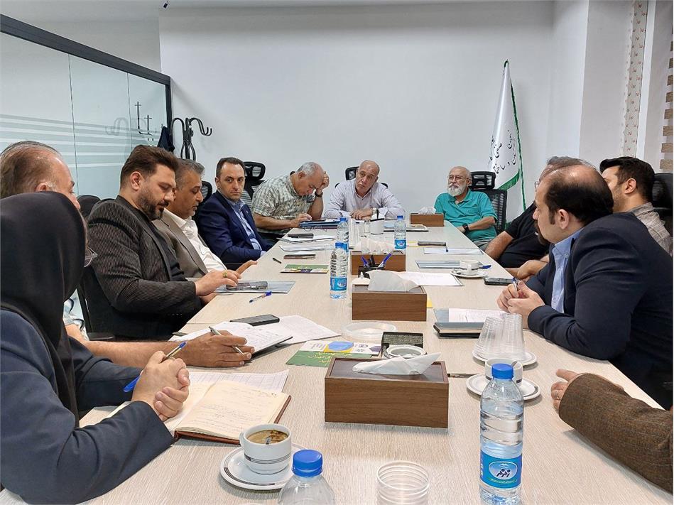 ششمین نشست هم اندیشی با اعضای انجمن انبوه سازان استان تهران برگزار شد