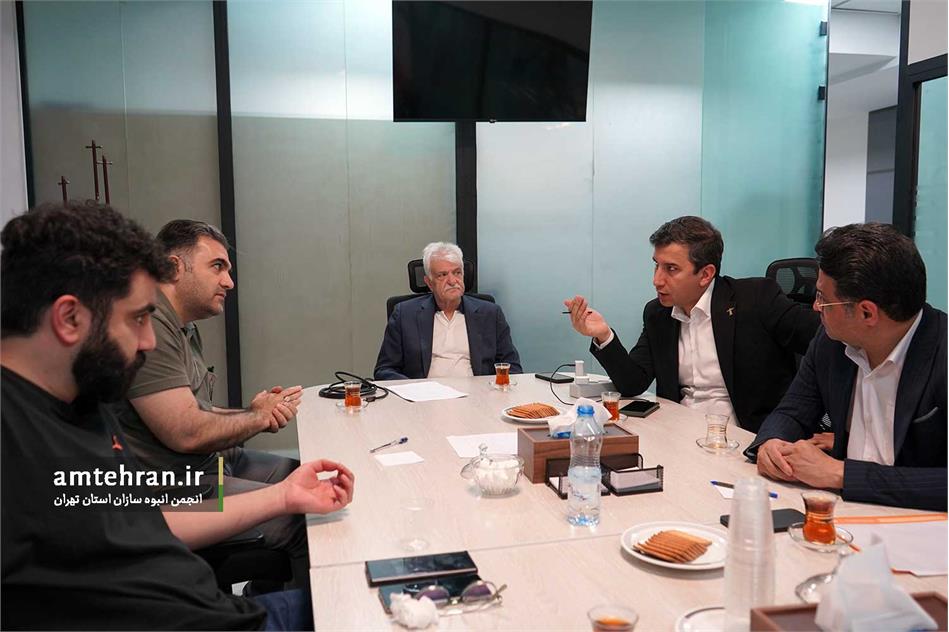 بررسی ظرفیت‌های همکاری پلتفرم «زچ» در نشست کمیسیون راهبرد توسعه انجمن انبوه سازان تهران